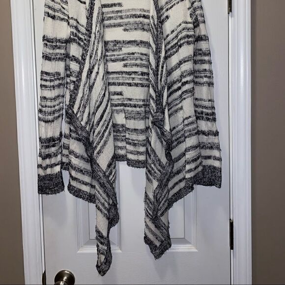 Women’s Large a.n.a black & white cardigan - Picture 3 of 5